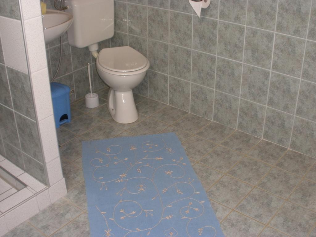Corry 1 Apartment Ravni Phòng bức ảnh