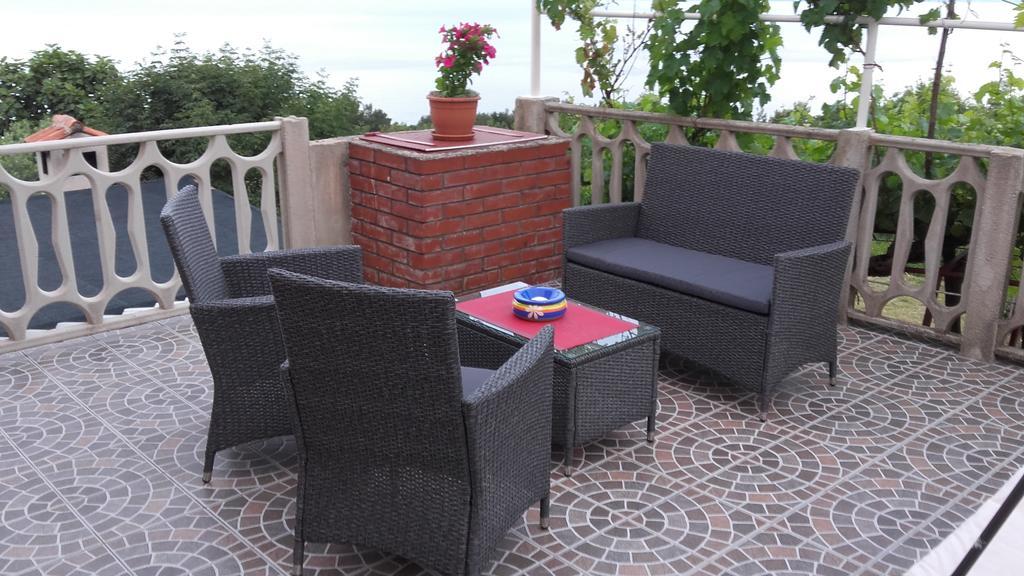 Corry 1 Apartment Ravni Ngoại thất bức ảnh