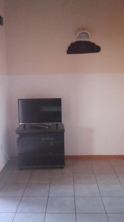 Corry 1 Apartment Ravni Ngoại thất bức ảnh