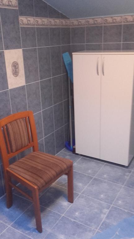 Corry 1 Apartment Ravni Ngoại thất bức ảnh